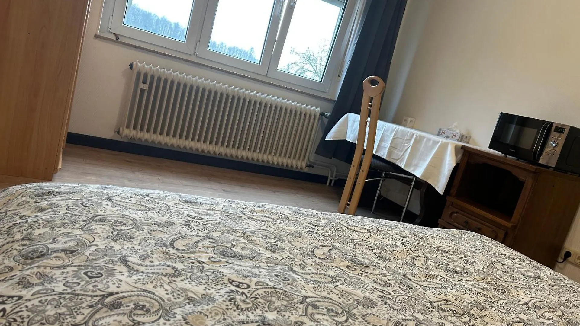Chez Zhang1 Differdange Luxembourg