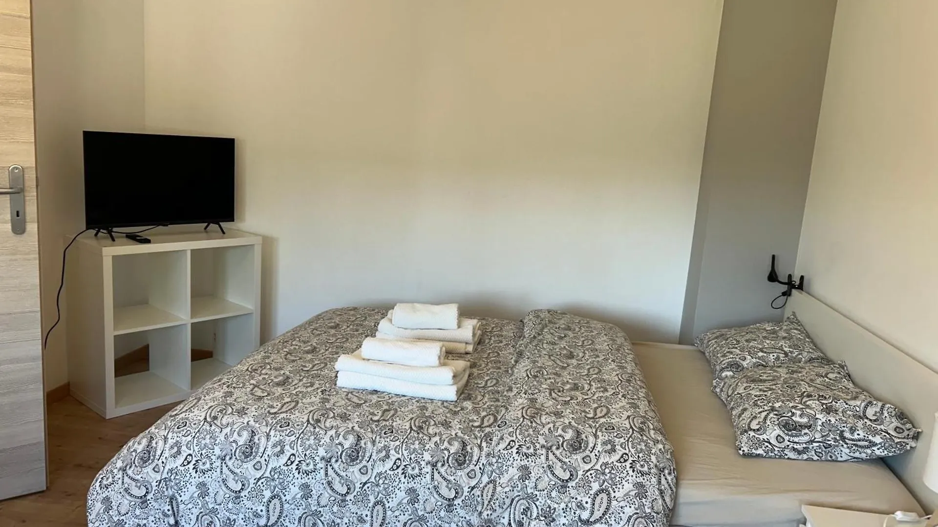 Capsule hotel Chez Zhang1 Differdange